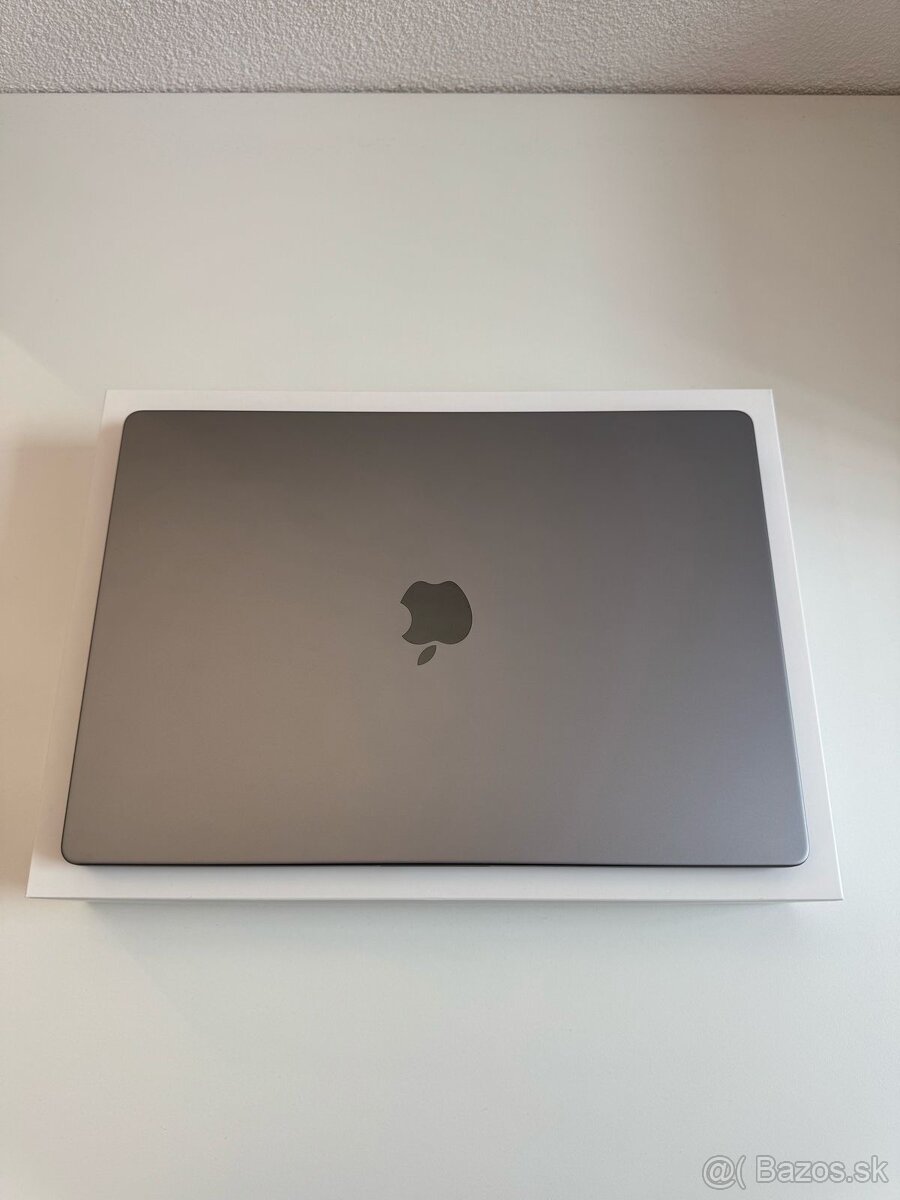 Predám MacBook Pro 16” M2 Pro - 3