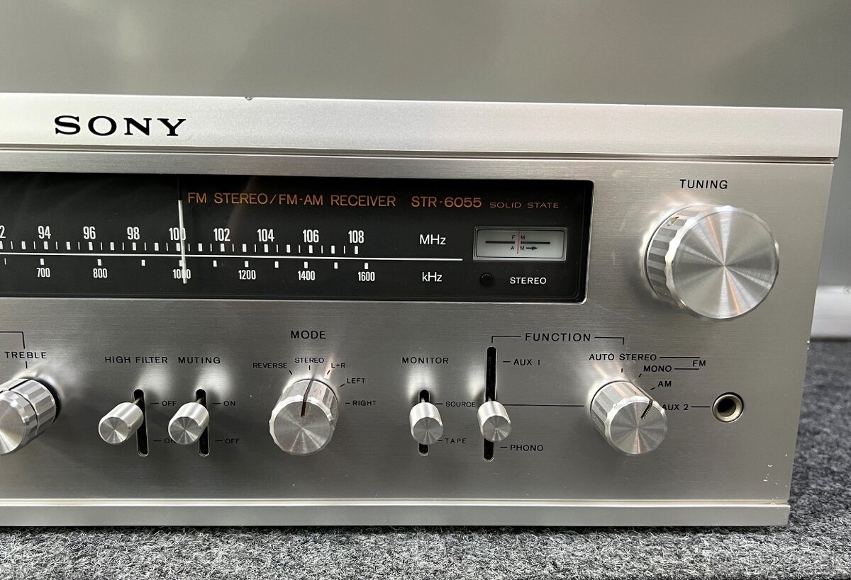 Sony STR-6055 - 3