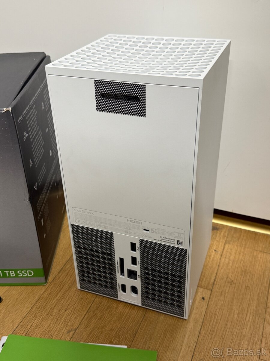 Xbox series X 1Tb - Veľmi pekný stav. - 3