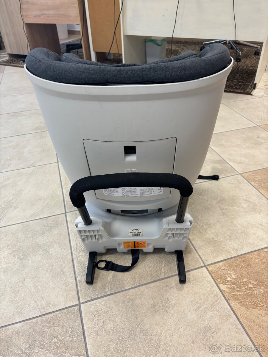 Autosedačka Petite&Mars Reversall II - 3