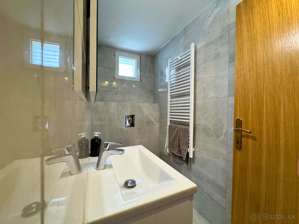 Rodinný dom s garážou na ostrove Vir - Chorvátsko - 3