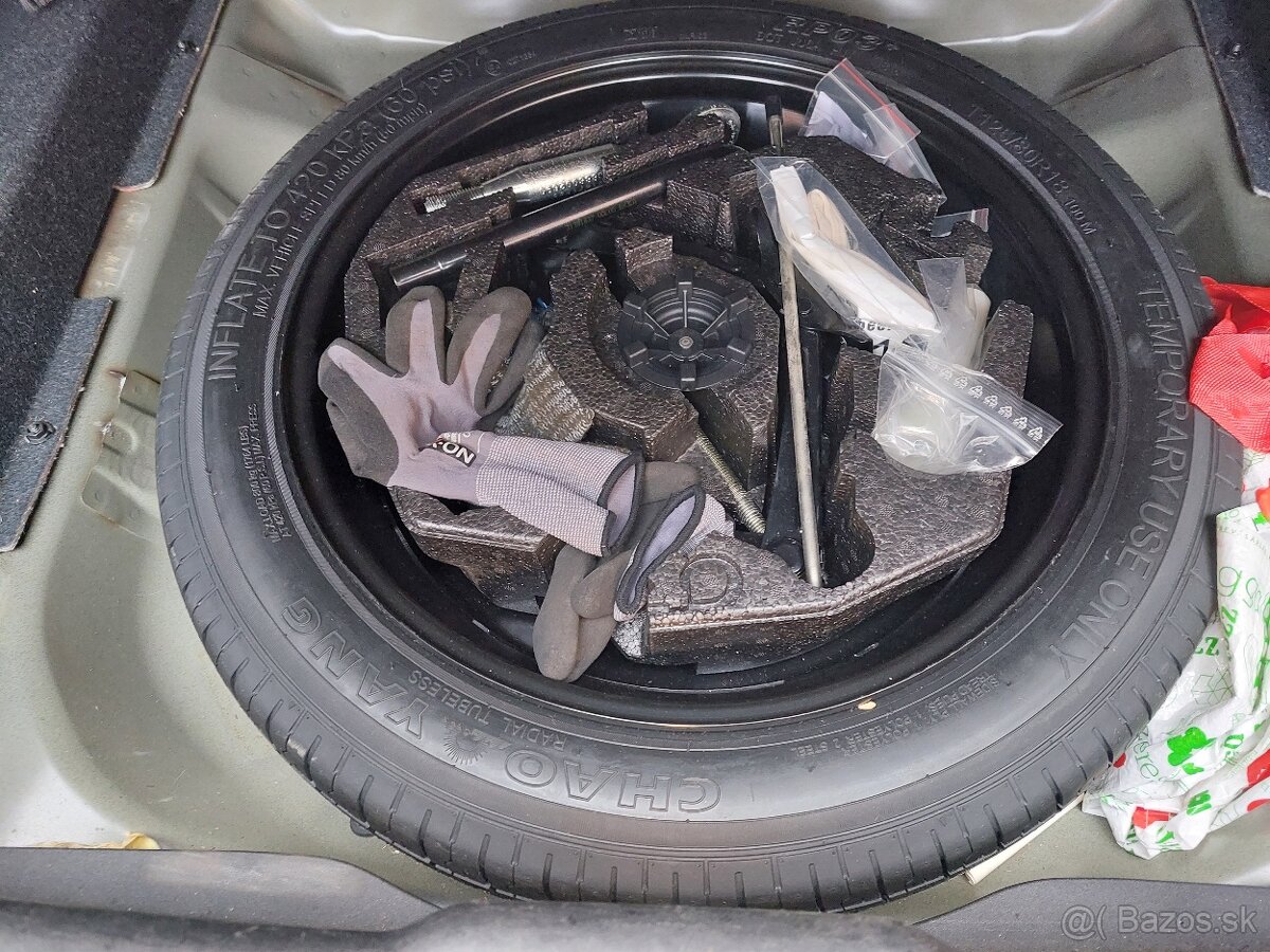 Predám-vymením Volvo S90 D5 AWD za SUV - 3