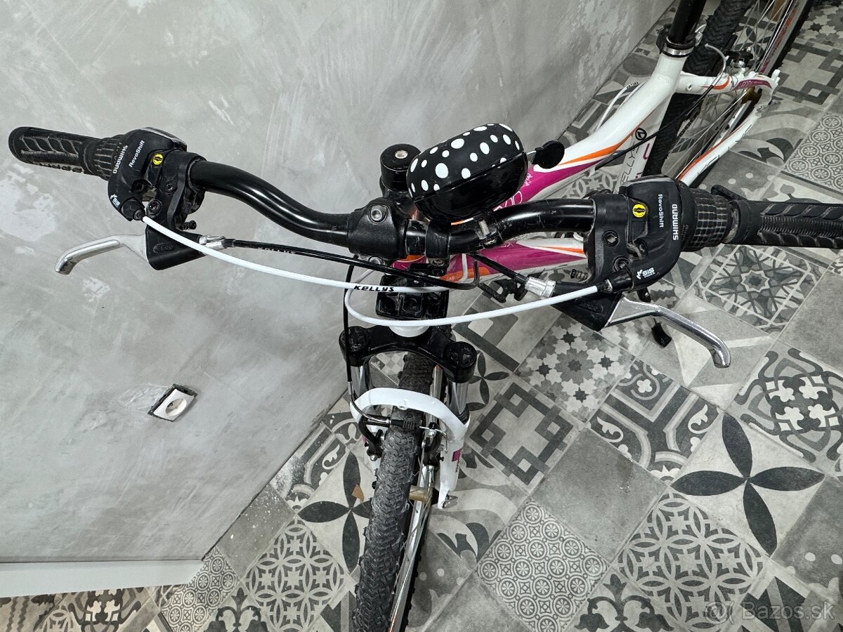 Kellys vanity 10 - 3