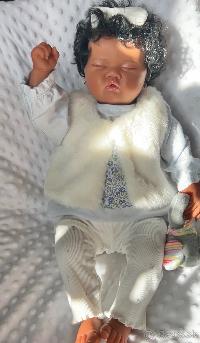 Realistická bábika Aisha - 3