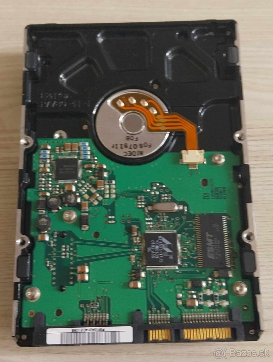 SAMSUNG 80Gb sata pevný disk: model HD080HJ - 3