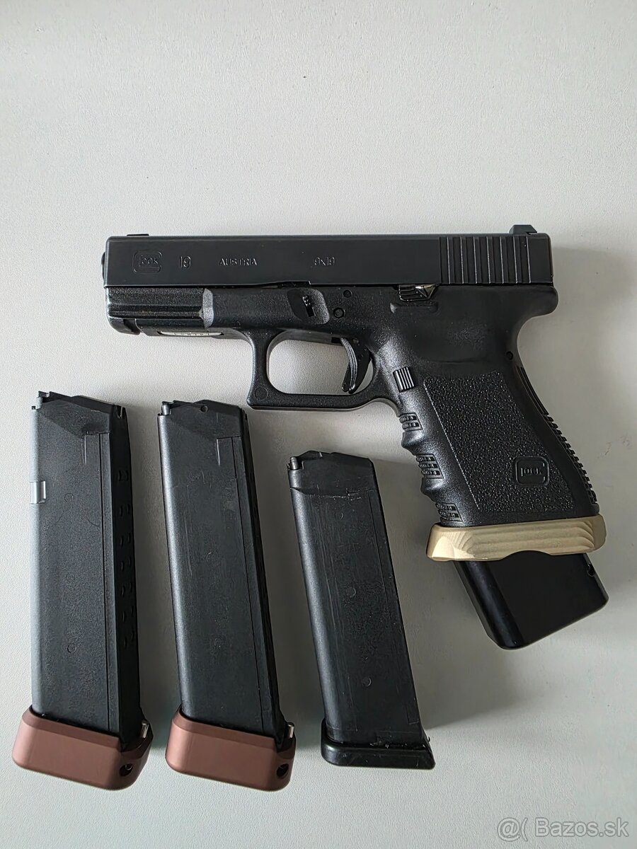 Glock 19, magwell, base pad Taran Tactical - 3