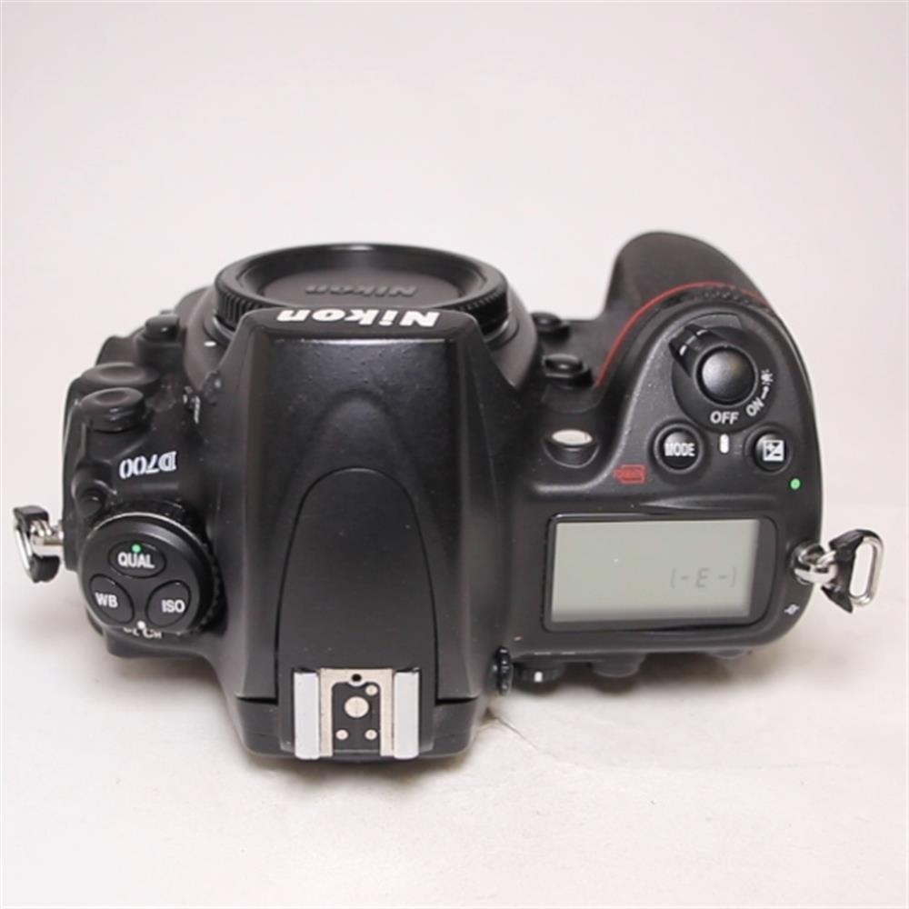 Nikon D700 - 3