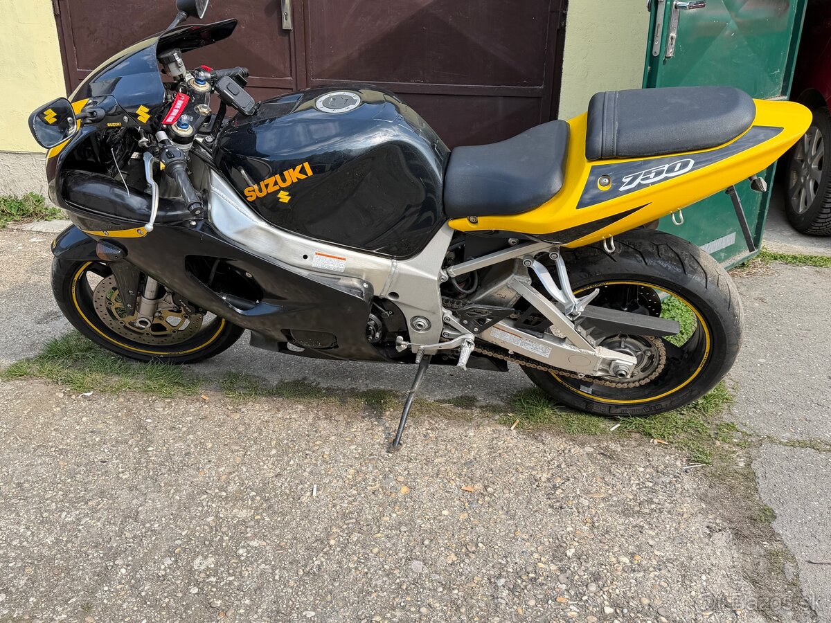 Predám Suzuki GXSR 750 - 3