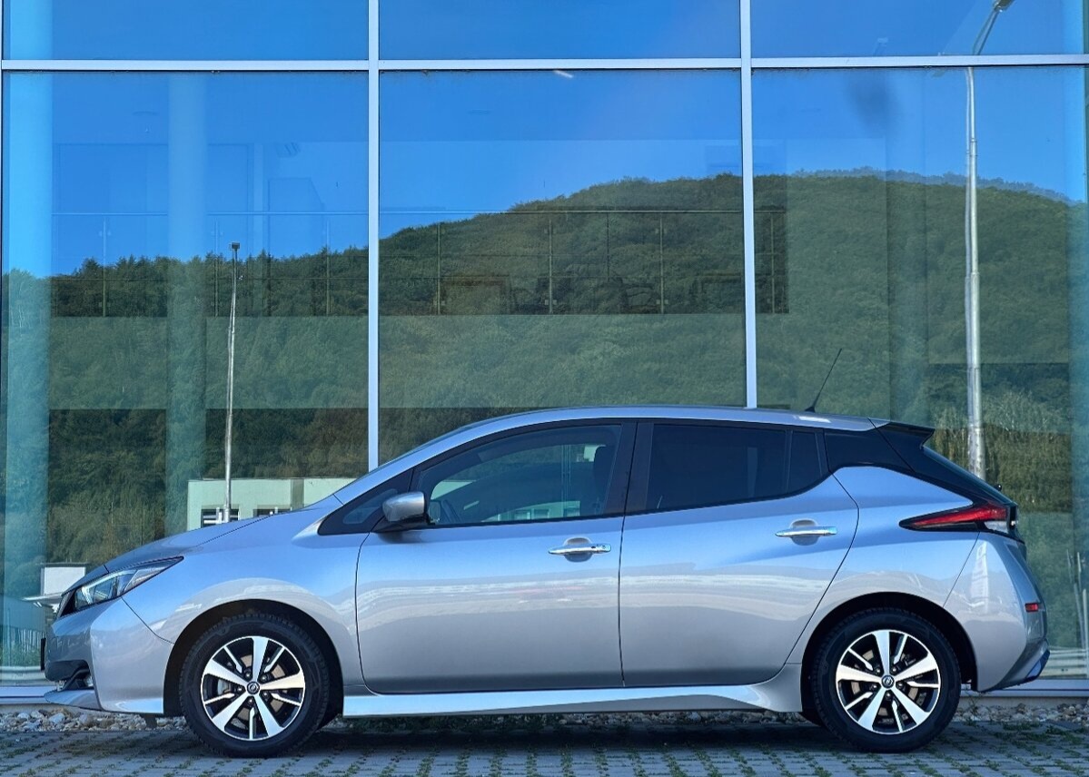 Leaf 110kW N- Connecta Elektro 40kWh 31.338km Virtual - 3