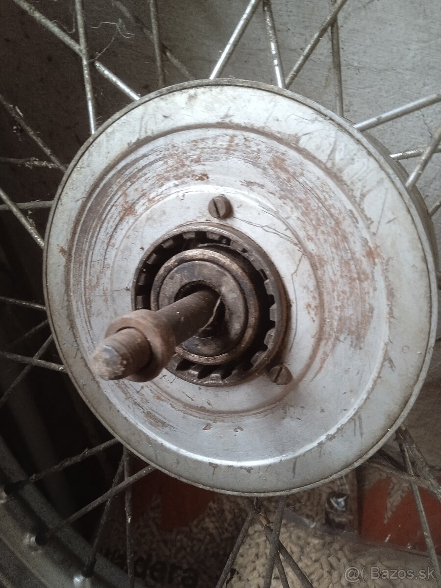 Koleso Jawa ČZ 19 - 3