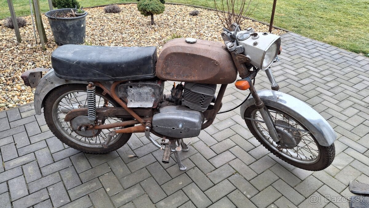 Predám cz175 477 - 3