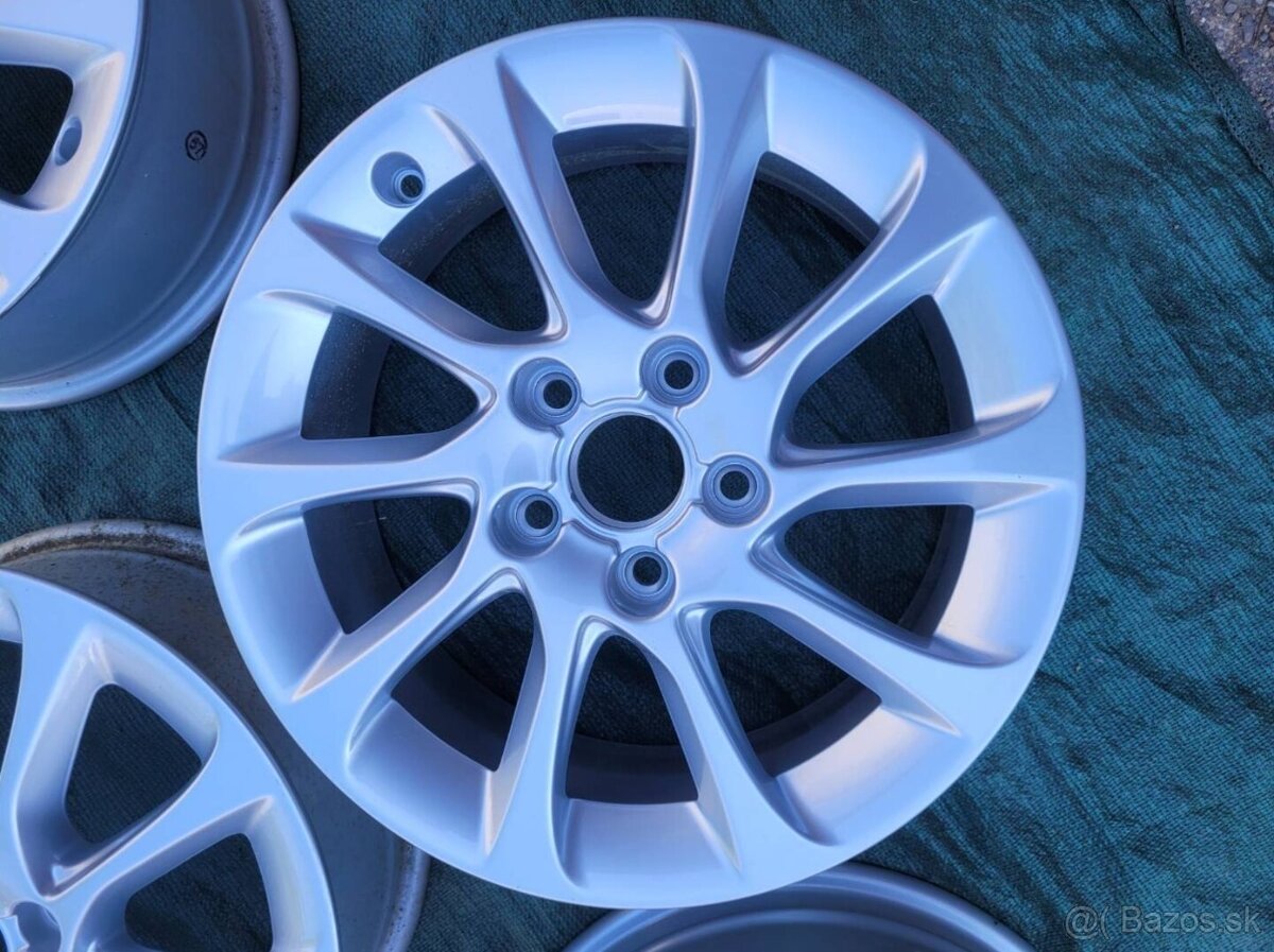 Alu kola originál Audi A3 S-line R16 - 3