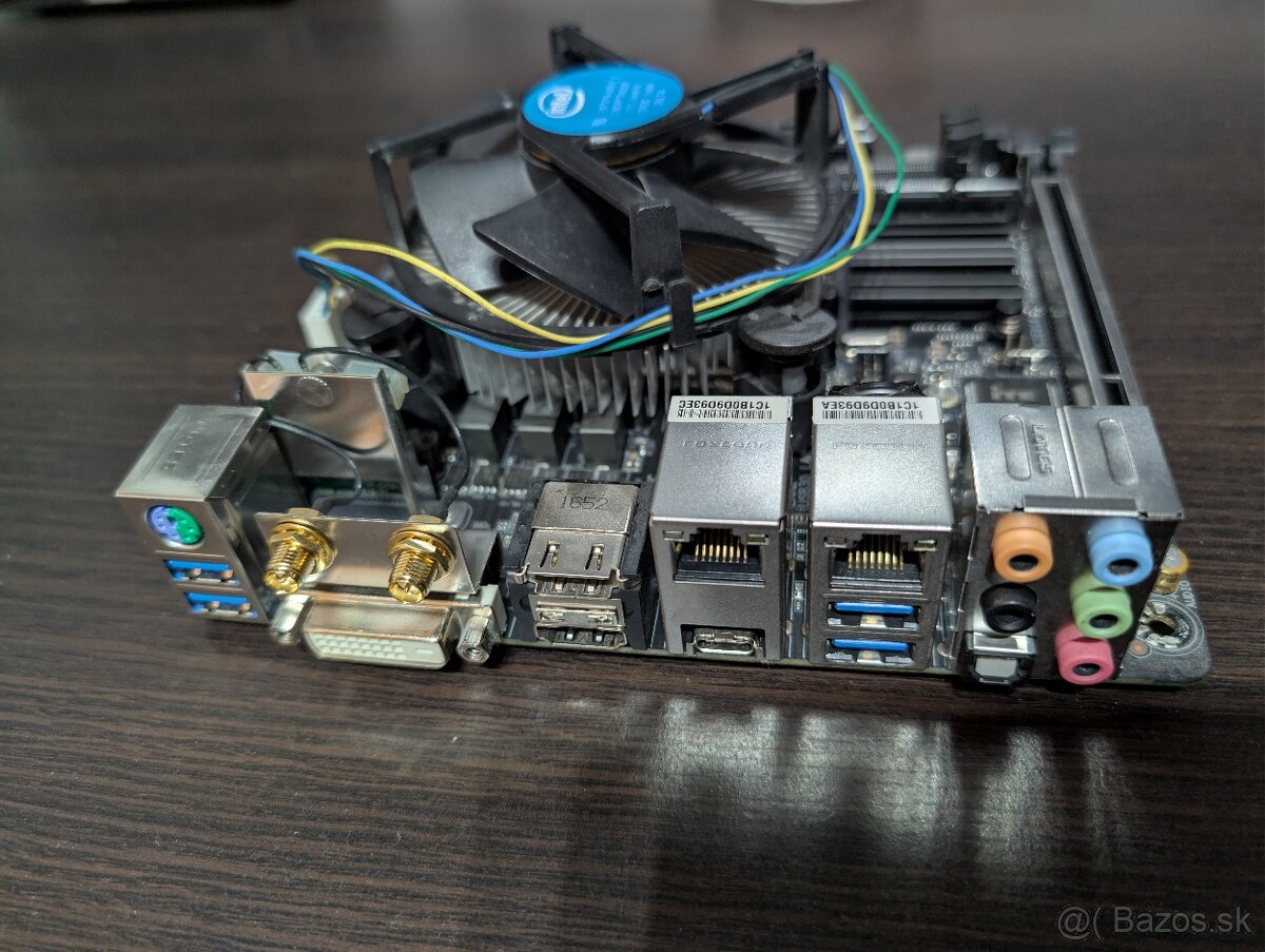 GIGABYTE GA-Z270N-WIFI - 3