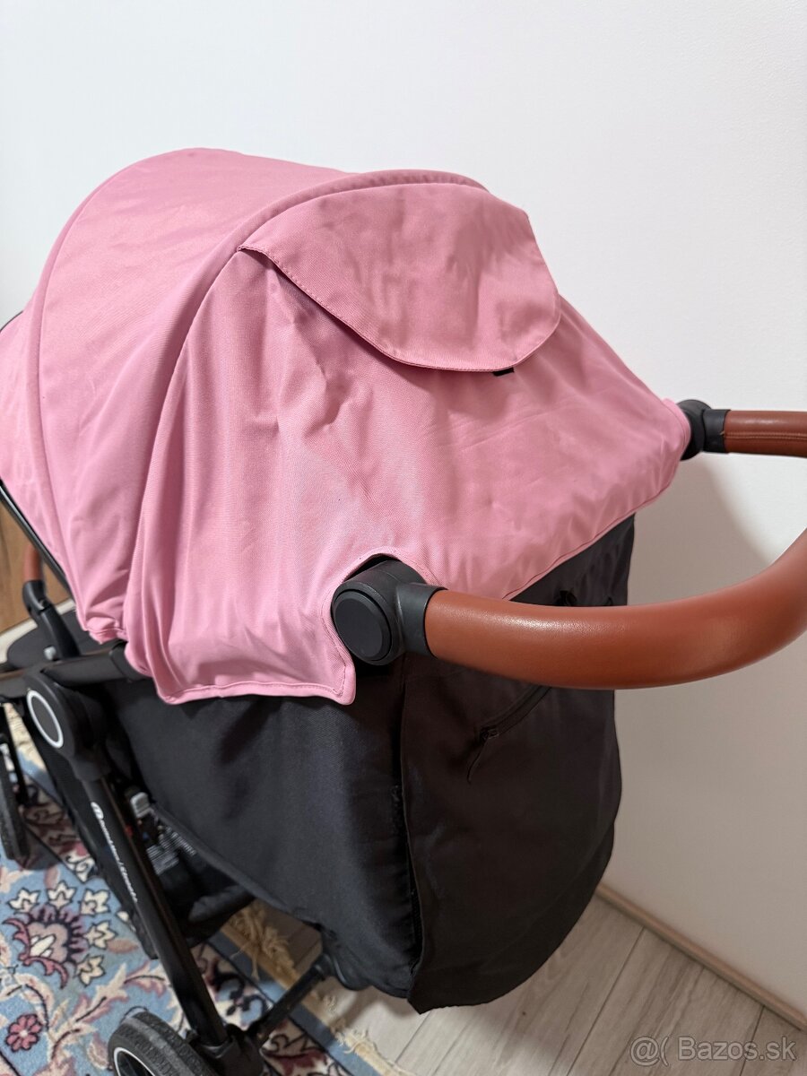 Kočiar petite & mars street + - 3