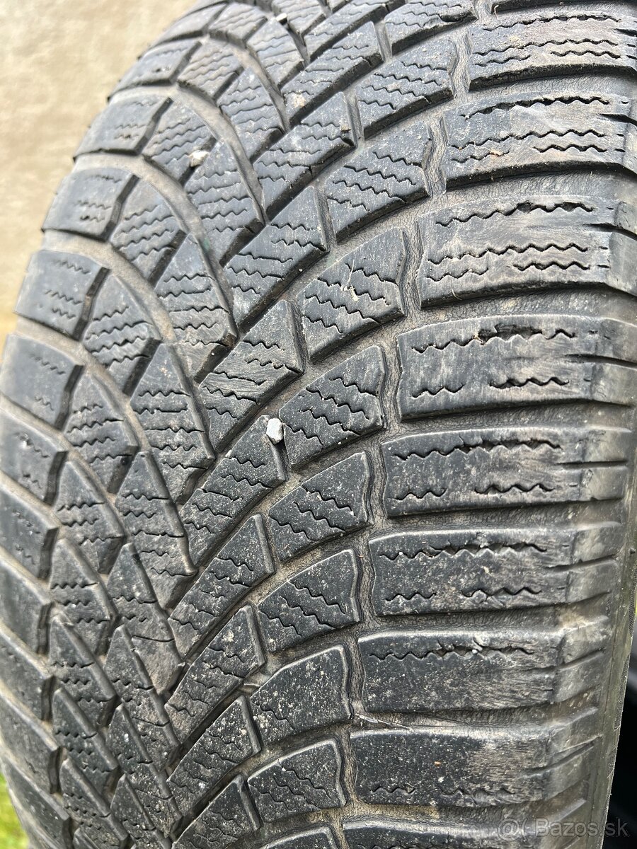 Bridgestone Blizzak LM005 215/55 R17 - 3