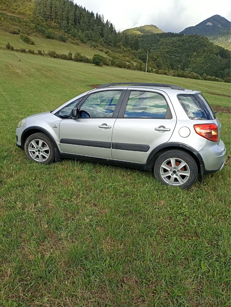 Suzuki SX4 - 3