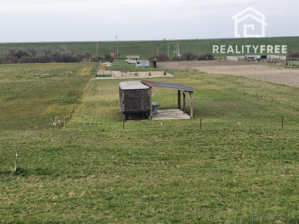 Na predaj pozemok v Rohovce-Šulianske jazero, 1806 m2 - 3