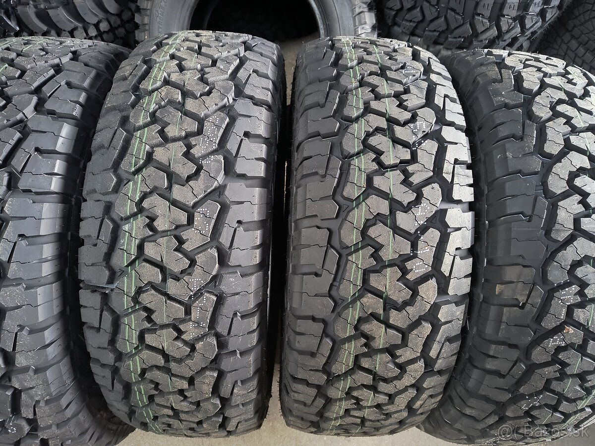 285/70 R17, 31x10,5 R15 CF1100 All trrain - 3