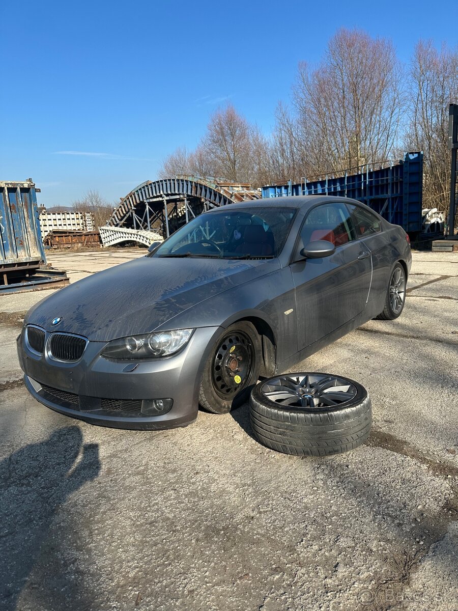 Rozpredam bmw e92 - 3