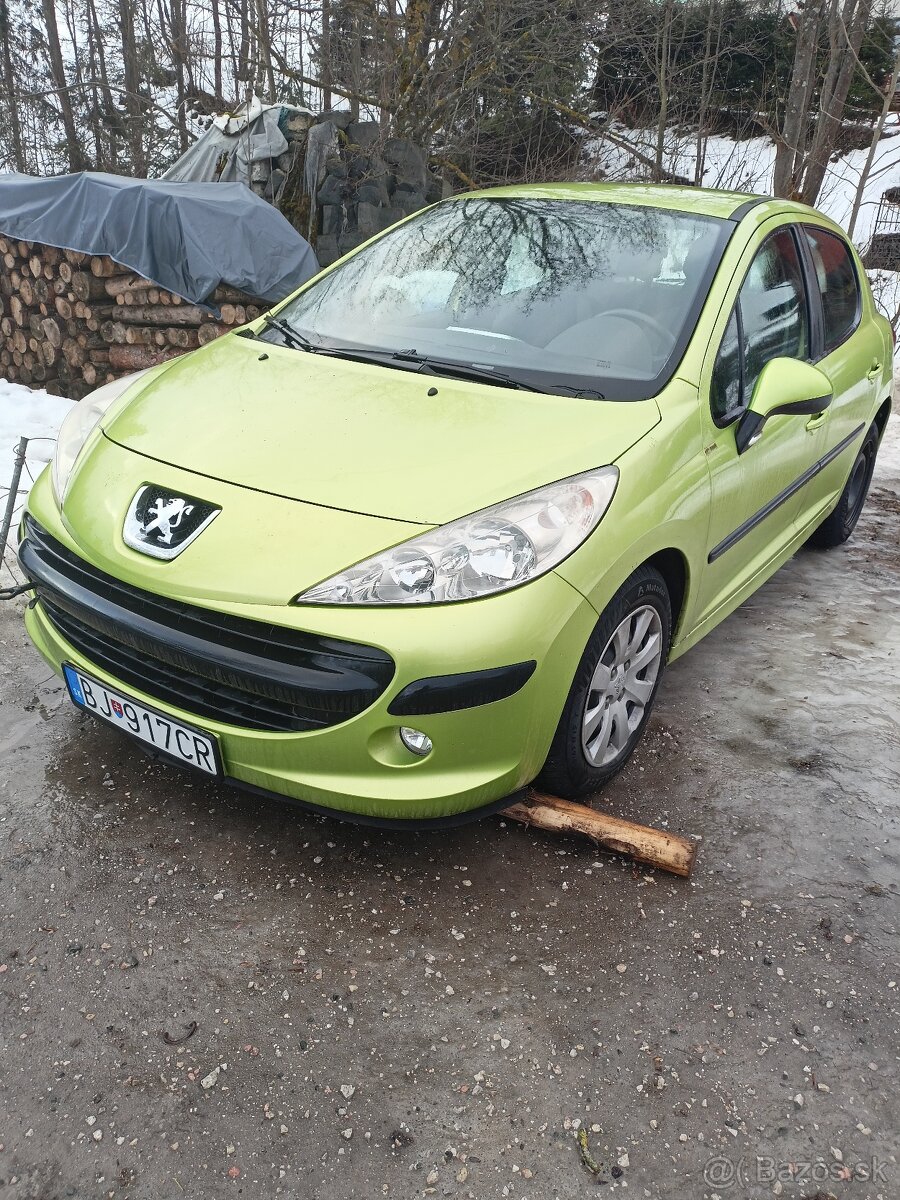Peugeot 207 --na sučiastky - 3