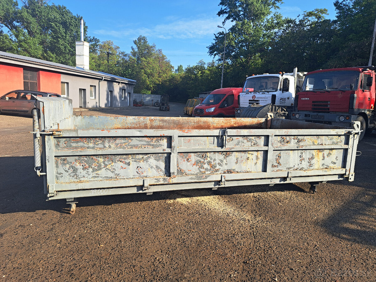 Korba Tatra T815 4x4, LIAZ - 3