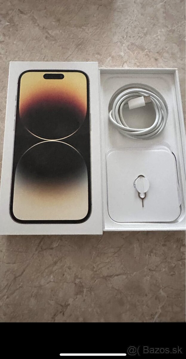 Tento Apple predám - 3