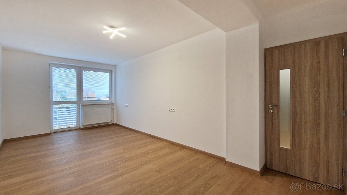 2 izbový byt na skvelom mieste, M. Mišíka, Prievidza - 3