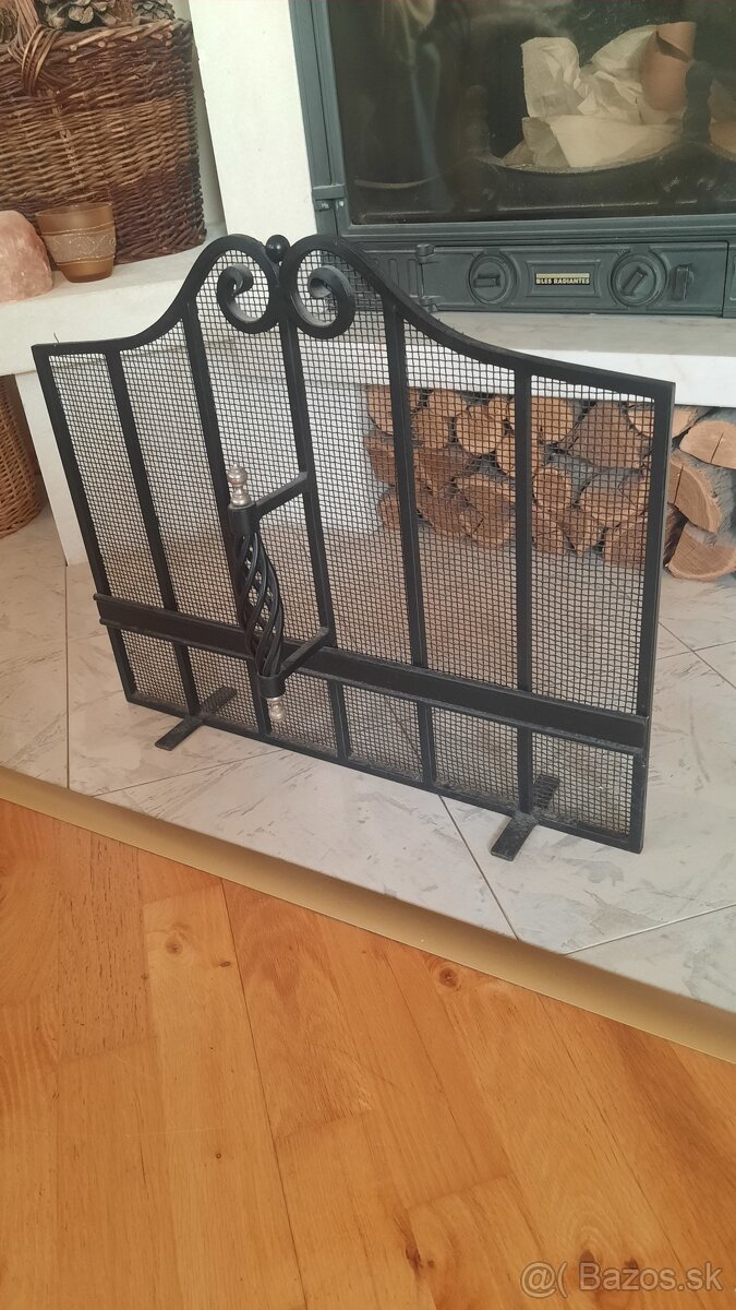 Predám kovanú zábranu pred krb - 3