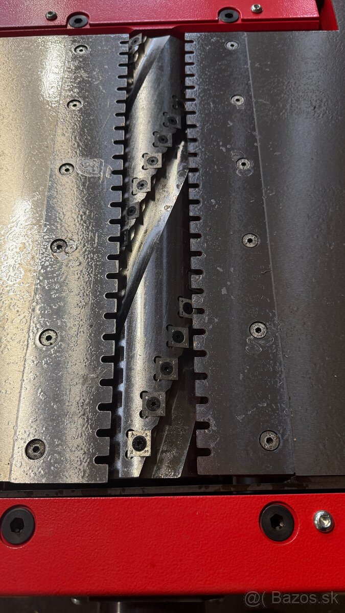 Srovnávačka s protahem s žiletkovým válcem - 3