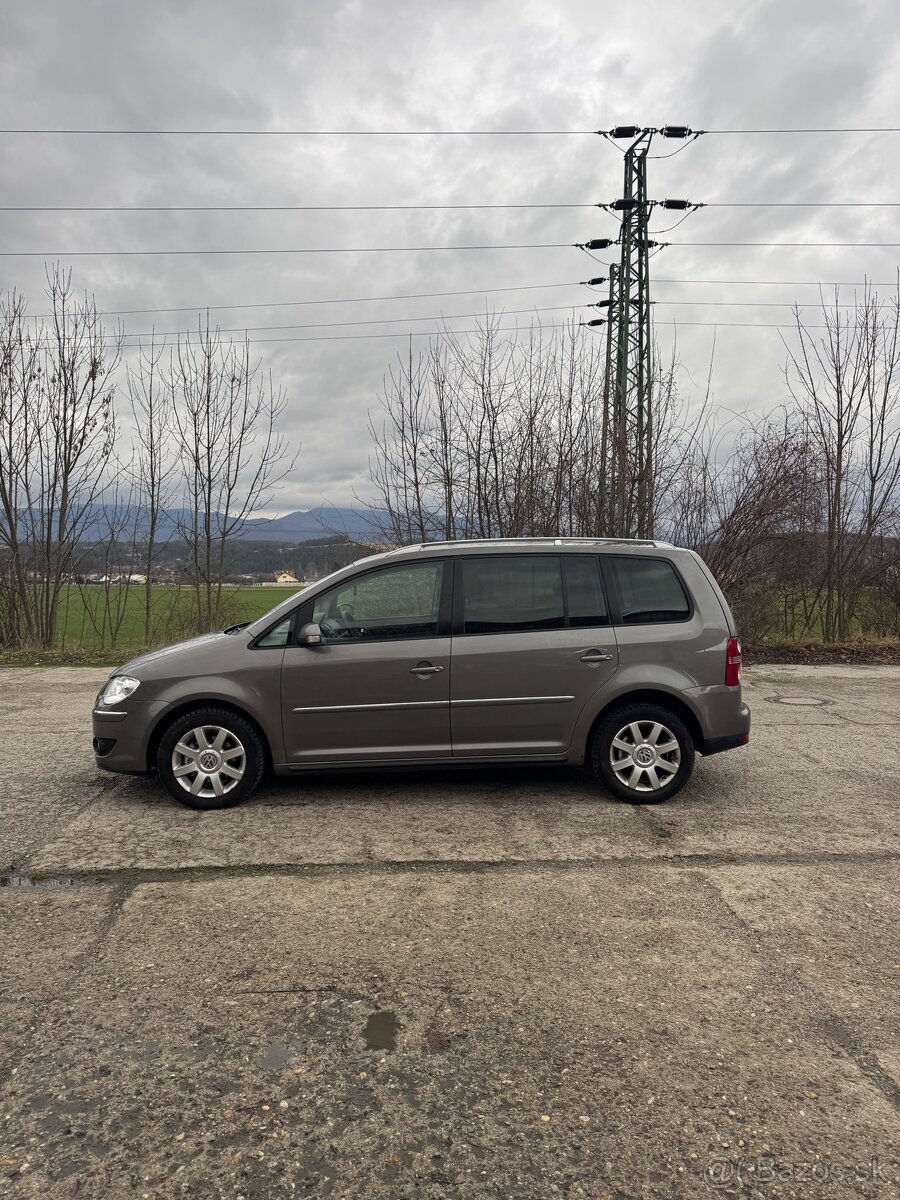 VW TOURAN - 3