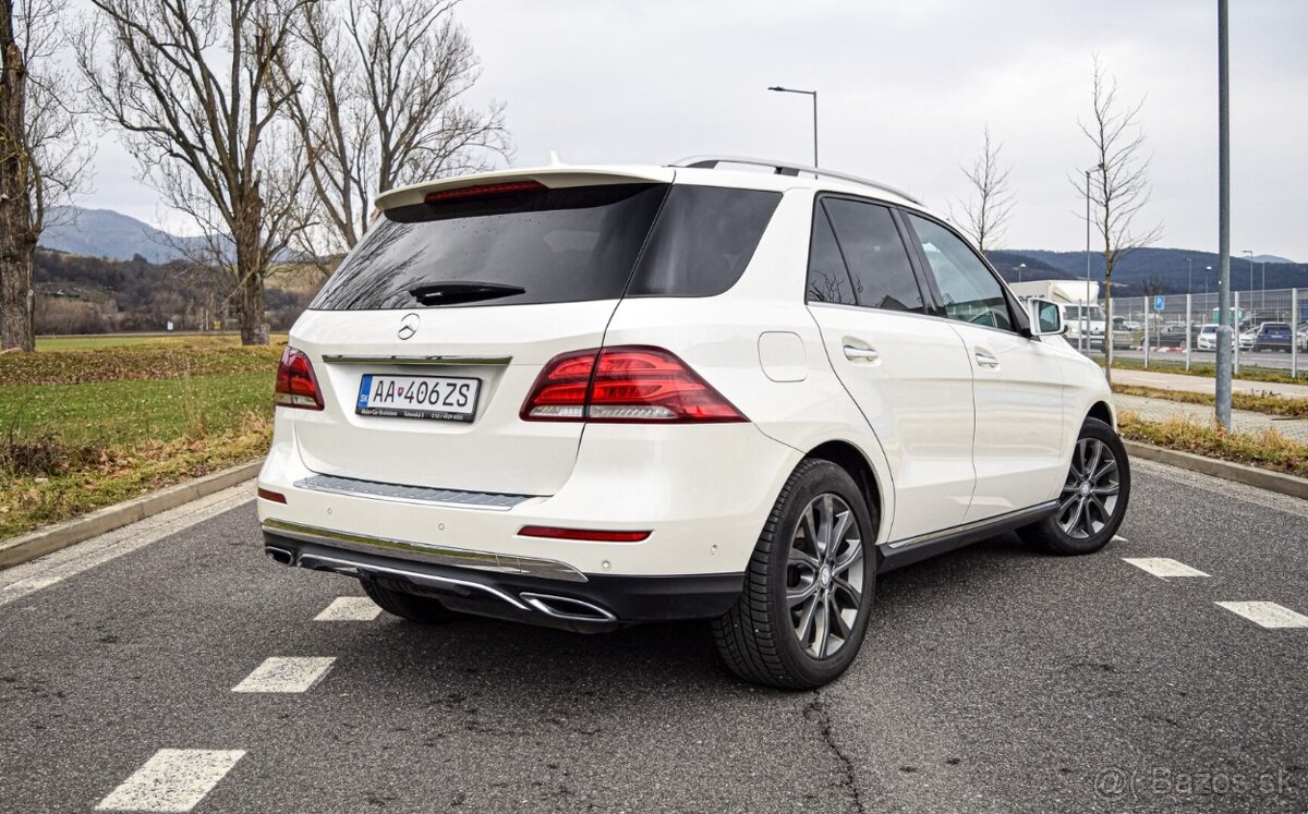 Mercedes-Benz GLE 350d 4Matic - 3