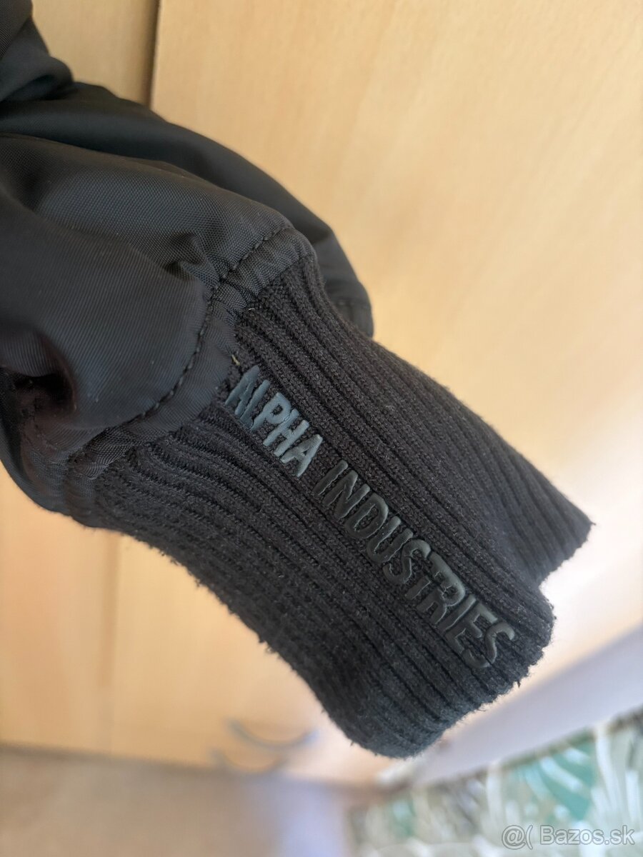 ALPHA INDUSTRIES - 3