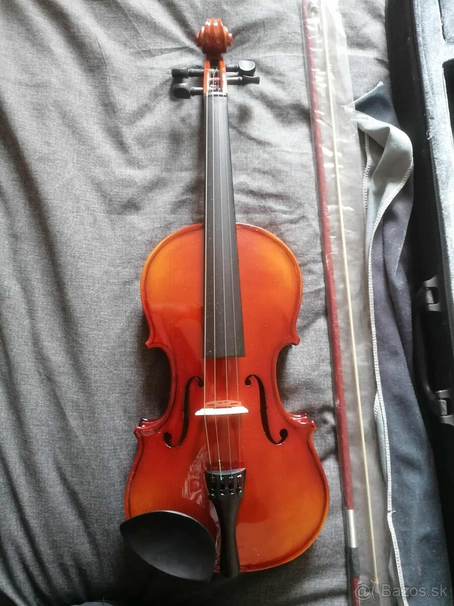 predám husle Stagg VN-4/4 L - 3