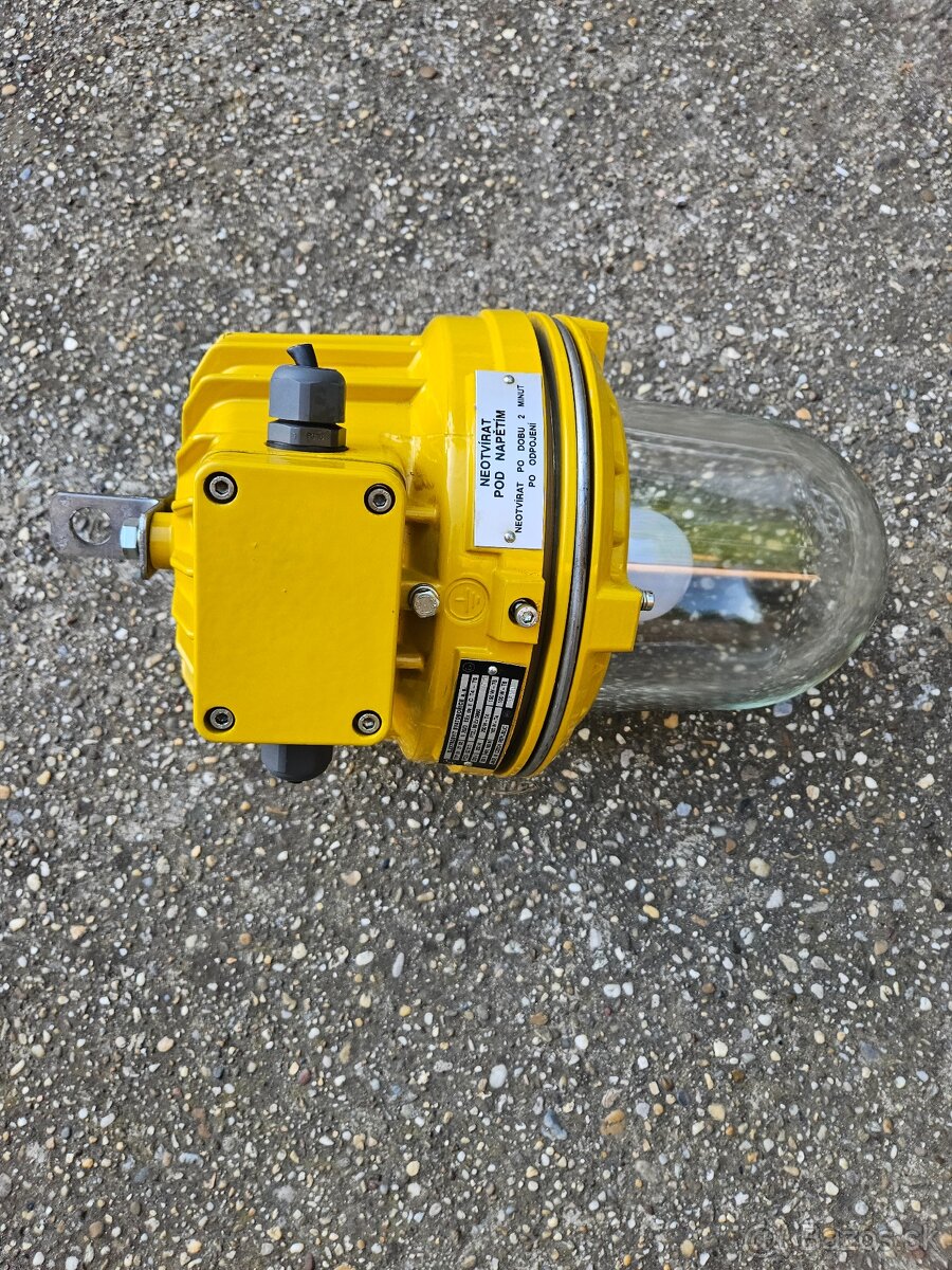 Predam industrialne liatinove svietidla - 3