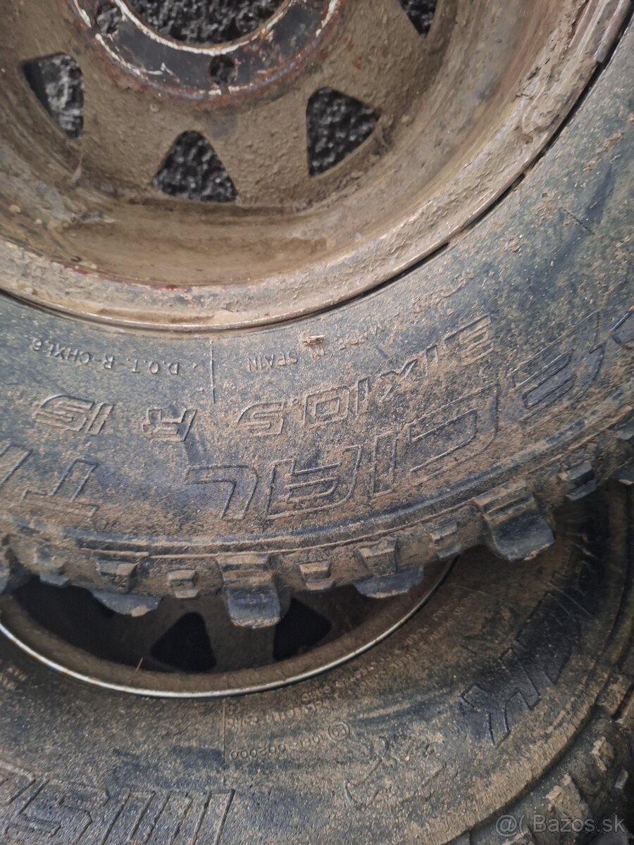 3x koleso a 1 rezerva - 3