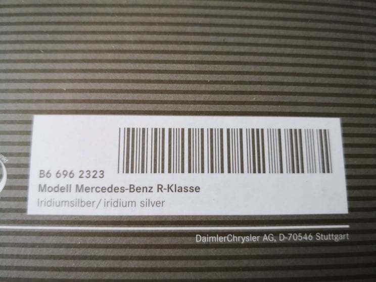 1:18 Mercedes R-class (Minichamps) - 3
