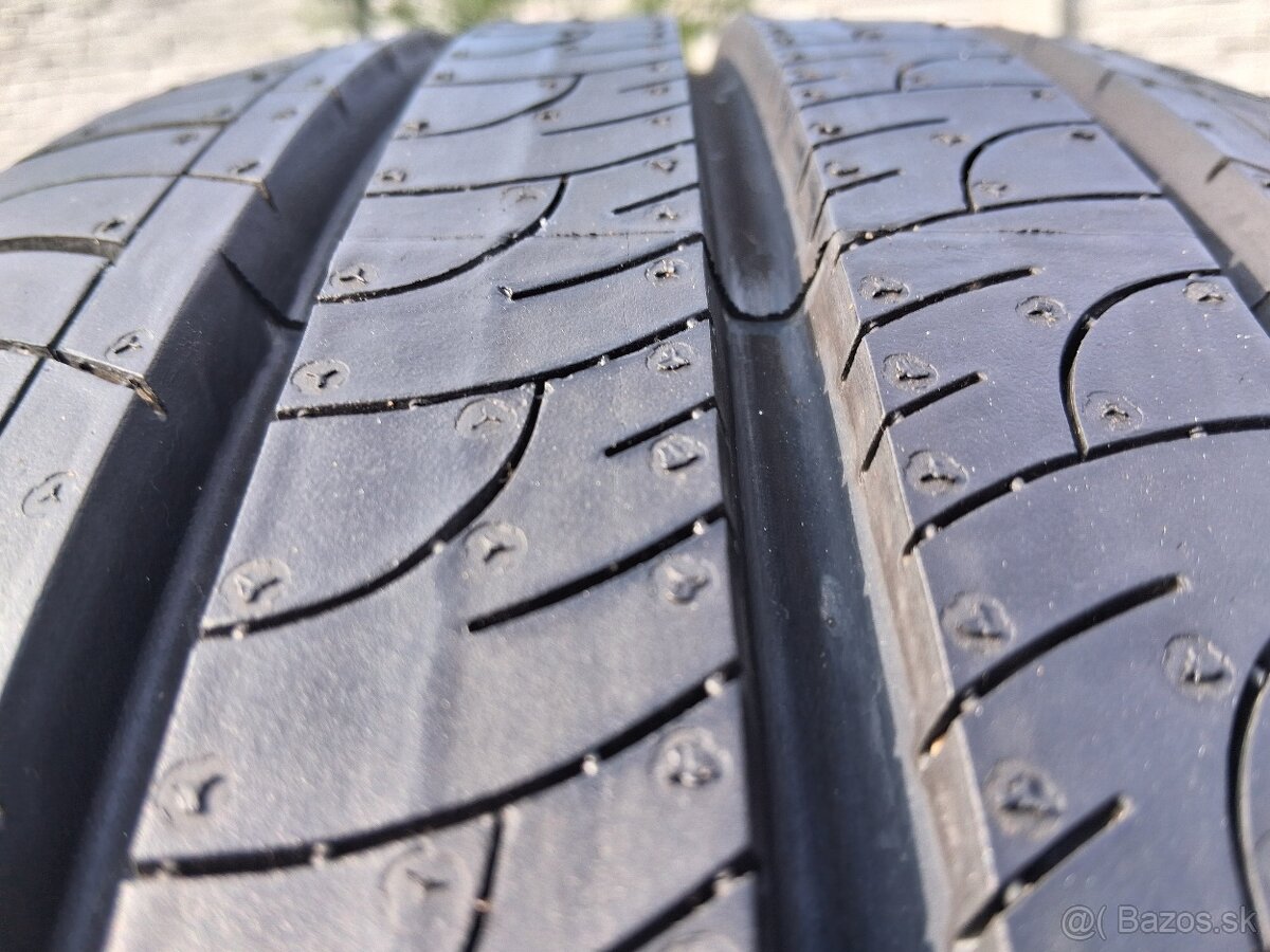 215/65 r16C letne pneumatiky - 3