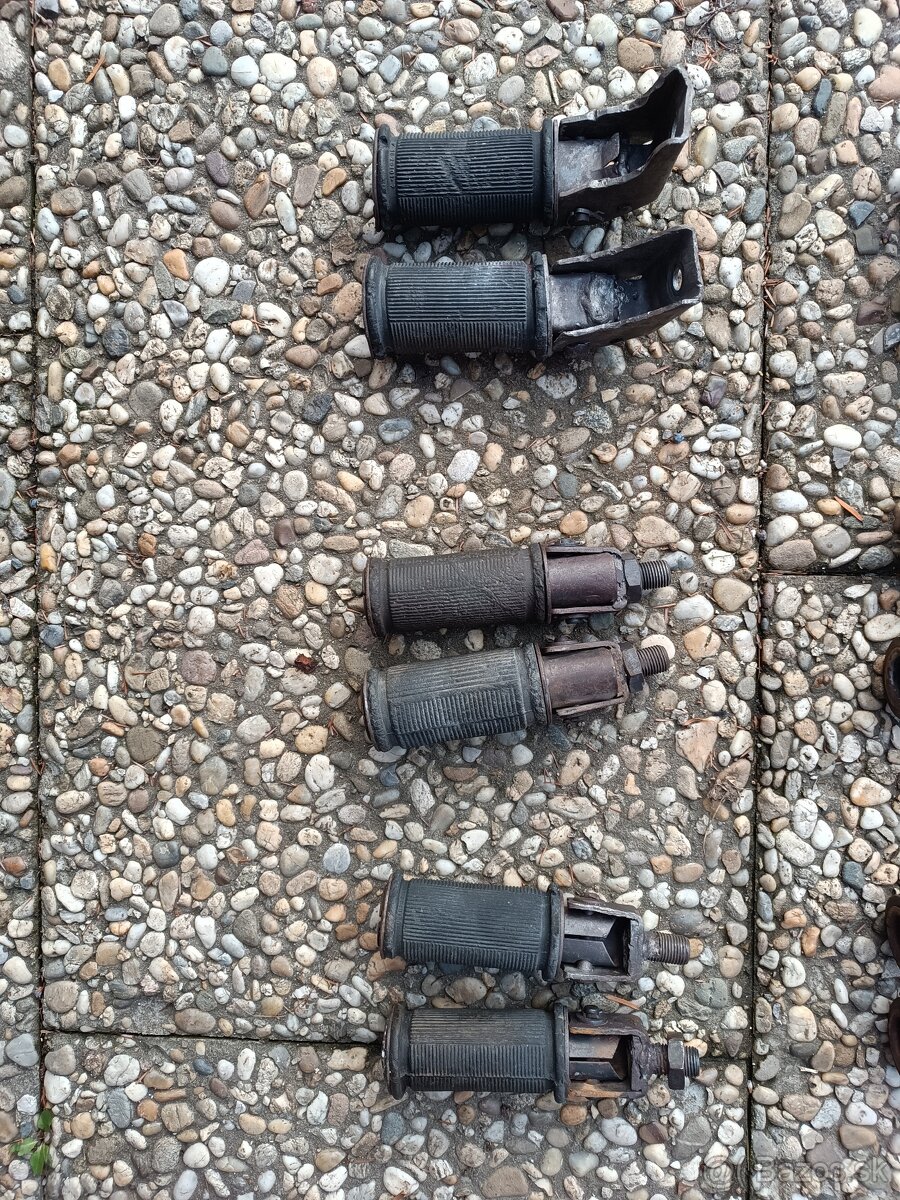 Stupačky spolujezdce - Jawa ČZ - 3