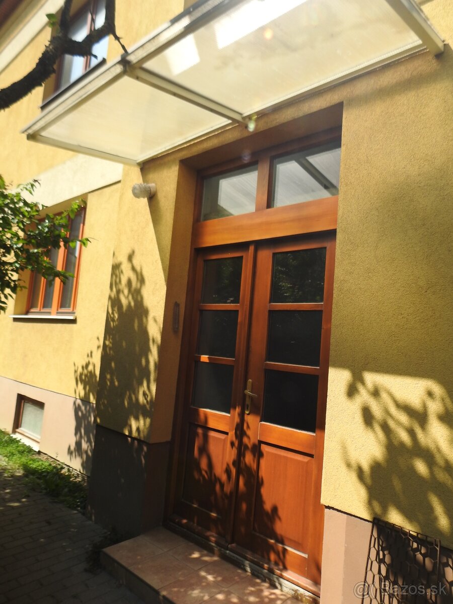 Predaj 1/2 rodinného staromestského domu KE-JUH - 3