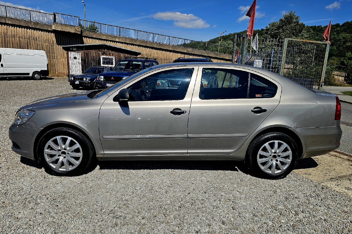 Škoda Octavia 1.9 TDI PD Ambiente - 3
