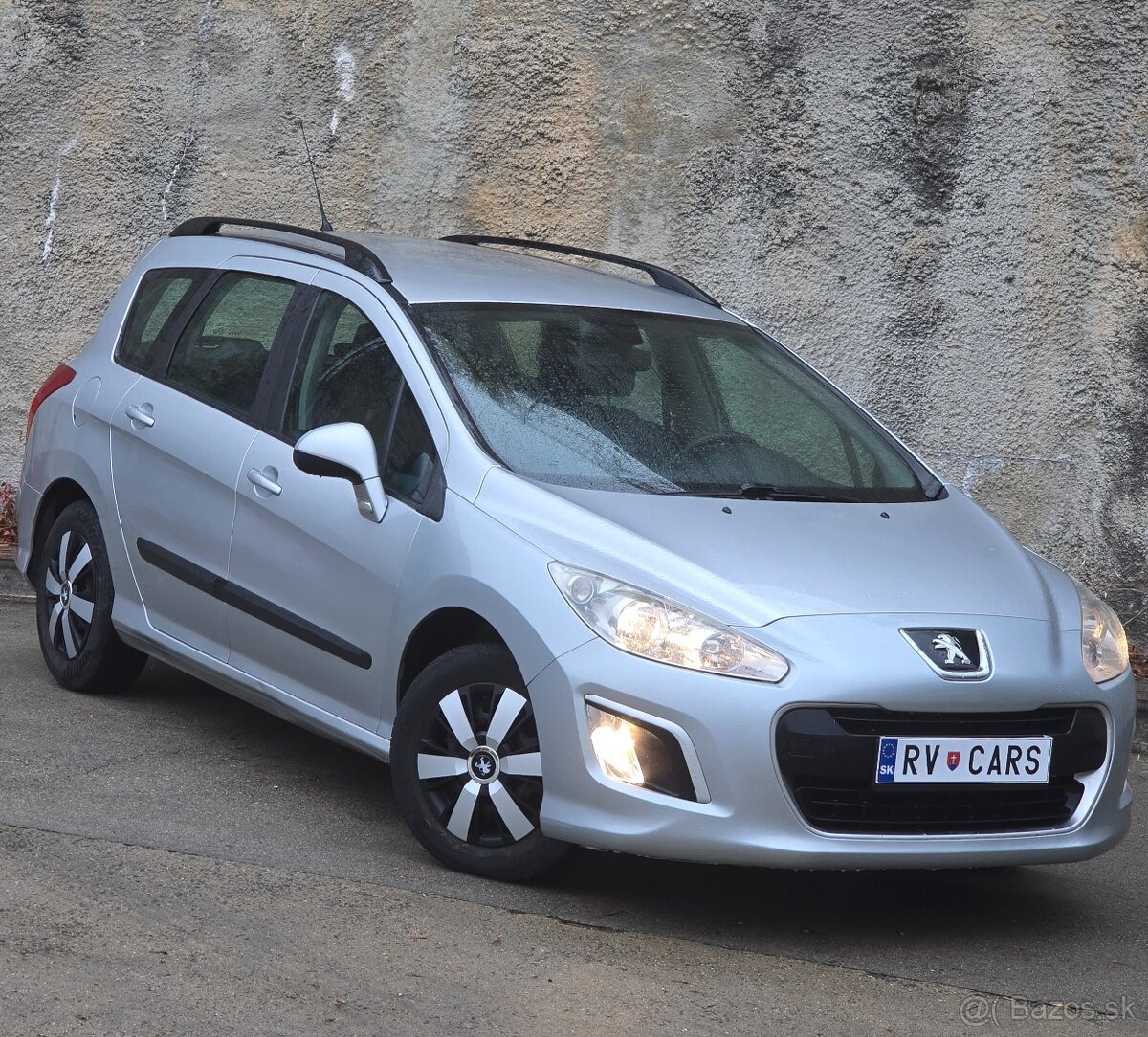 Peugeot 308sw 1.6hdi 68kw-kúpené na Slovensku-2013 - 3