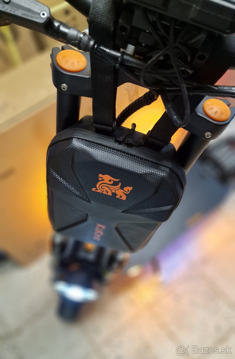 Elektrická kolobežka KUkirin G4 MaX 4000W - 3