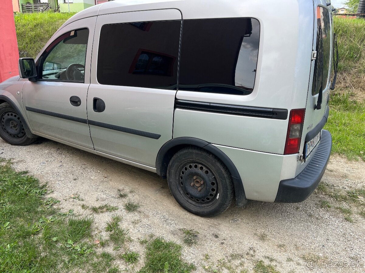 Opel Combo 1.3 CDTi – 2008 - 3