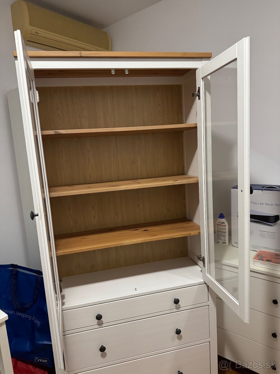 HEMNES vitrína IKEA - 3