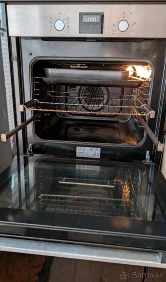 Moderní černá lesklá linka se spotřebiči,5804 - 3