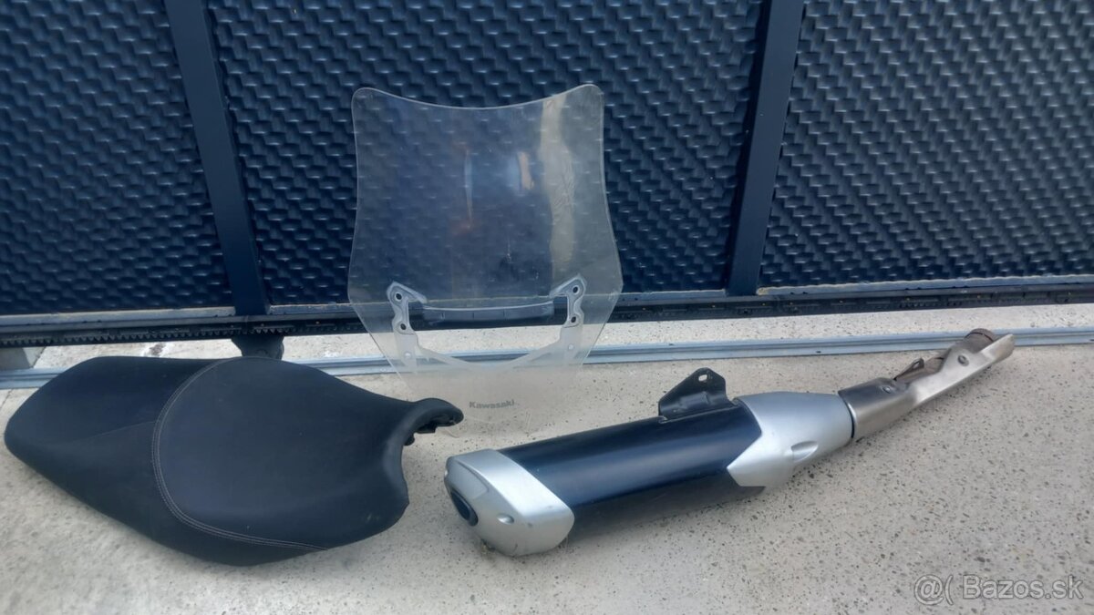 Kawasaki GTR 1400 - 3