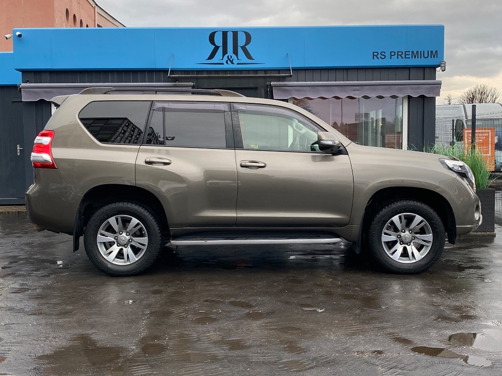 Toyota Land Cruiser 2.8 D-4D Executive A/T - 3