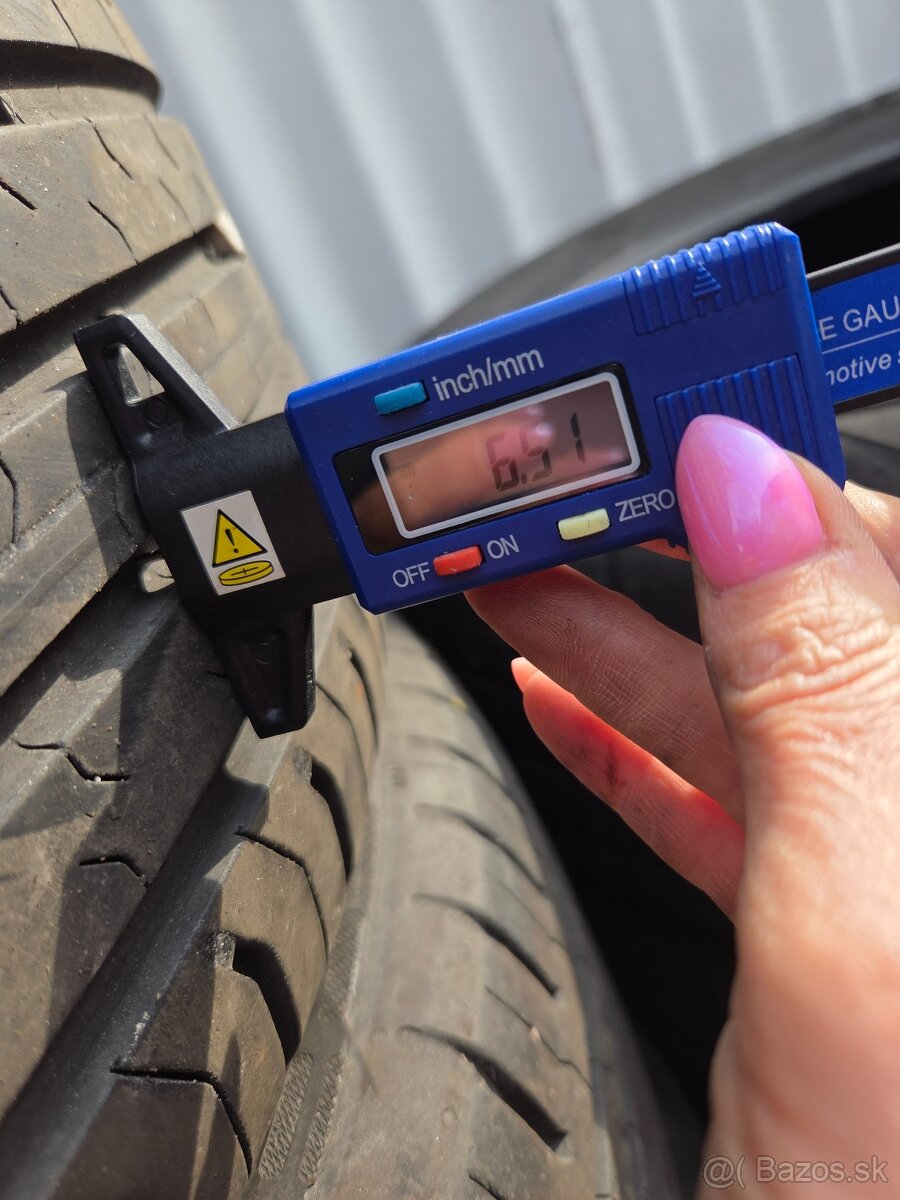 Pneumatiky 215 60 17 letné Zn.continental - 3