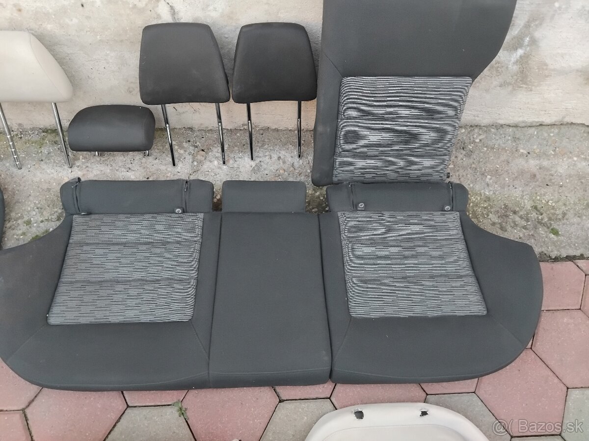 Škoda Octavia 2 interier - 3