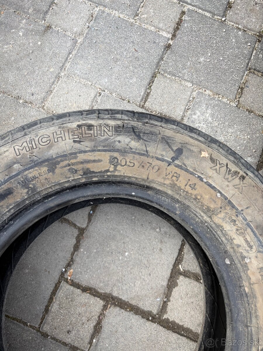 Michelin XWX 205/70 R14 - 3